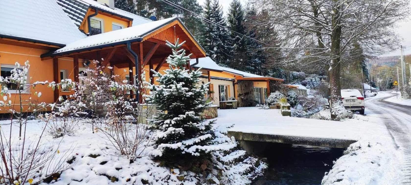 Villa Zielona Roza Wambierzyce Esterno foto